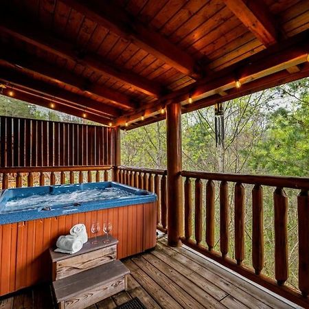 2-Bedroom Cabin With 2 Master Suites, Loft, Half-Bath And Hot Tub In A Serene Resort Setting Sevierville Bagian luar foto