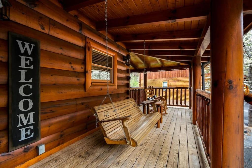 2-Bedroom Cabin With 2 Master Suites, Loft, Half-Bath And Hot Tub In A Serene Resort Setting Sevierville Bagian luar foto